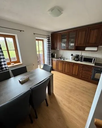 Family Comfort Apartment Lipno Nova Pec شقة