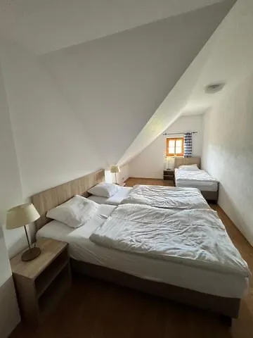 809 * Nová Pec